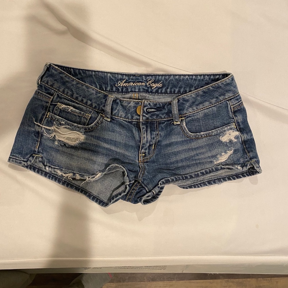 Low rise shorts